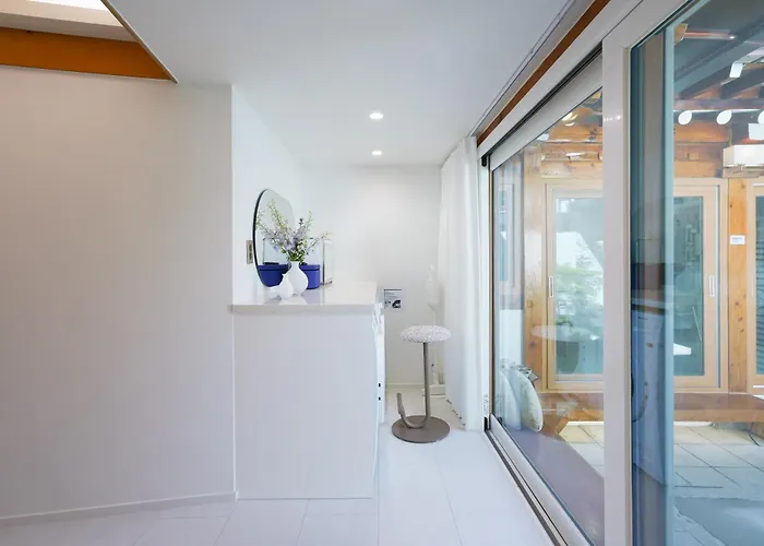 Luxury Traditional Hanok Private Entire , Dalmaji Seoel